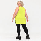 Ärmelloses Top in Limettengrün aus weichem Modalstretch mit geradem Schnitt und Schlitzen