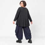 Ballonhose aus kuscheligem Fleece in Dunkelblau mit elastischem Bund und weitem Bein
