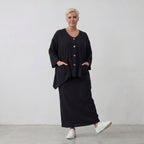 Eleganter Maxirock aus Jersey in klassischem Schwarz mit Saumschlitz und elastischem Bund