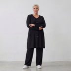 Elegante schwarze Jacke aus weichem Viskosejersey mit schmeichelndem Schnitt Knopfleiste