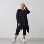 Elegante Jerseyjacke in Schwarz mit Stehkragen sowie Reißverschluss für alle Jahreszeiten