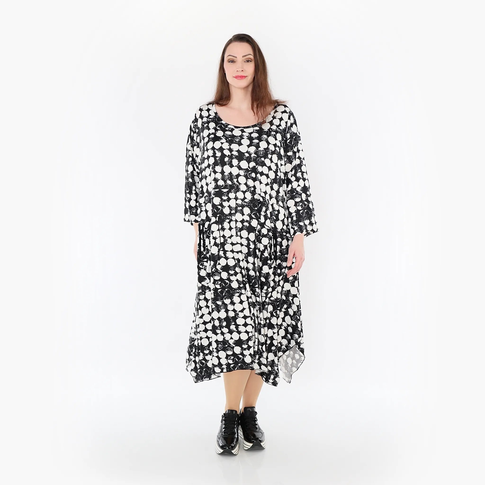  Ballonkleid von AKH Fashion aus Materialmix, 1433.06025, Schwarz/Weiß, Schick, Modern