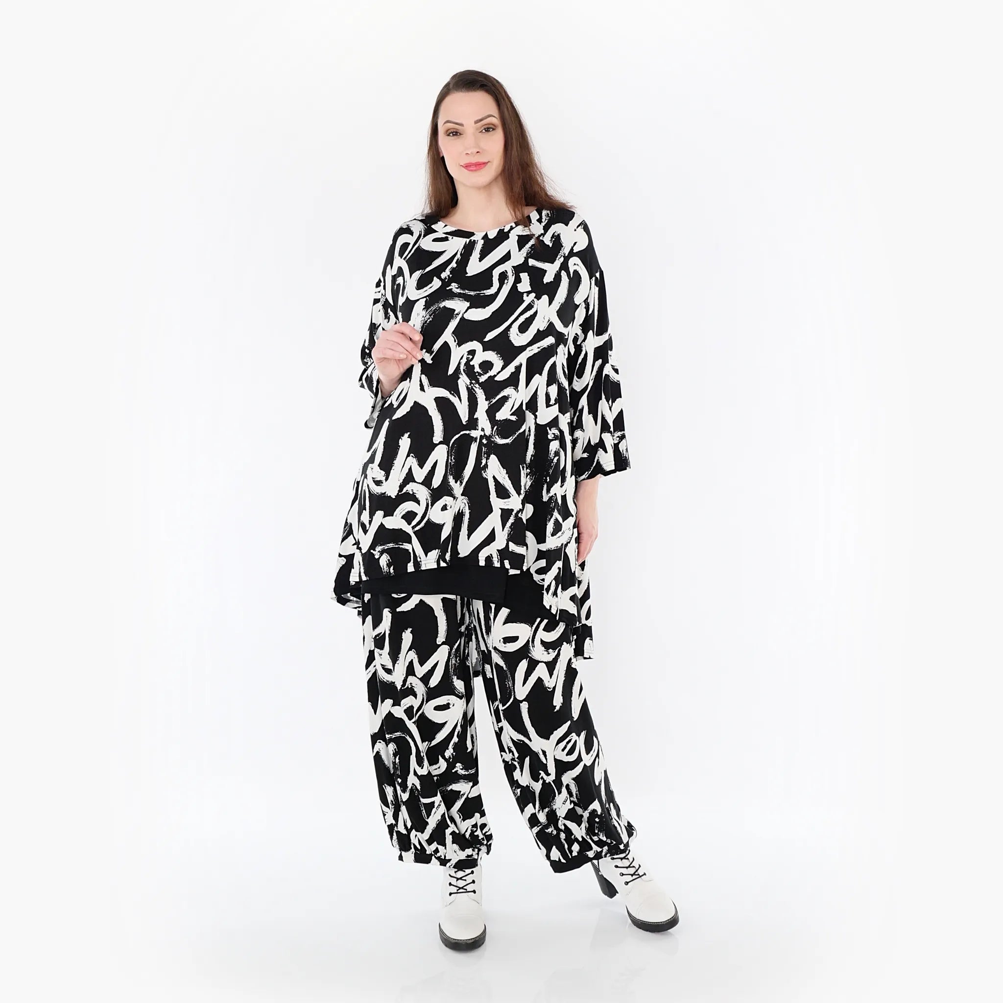  AKH Fashion Shirt in Vokuhila-Form, aus Viskose, 1434.07028, Schwarz/Weiß, Schick, Modern