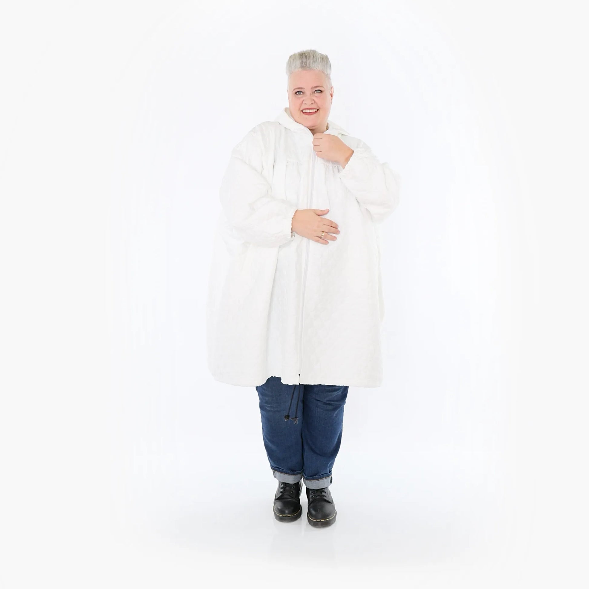  Ballonjacke von AKH Fashion aus Materialmix, 1450.07045, Weiß, Jacquard, Schick, Modern