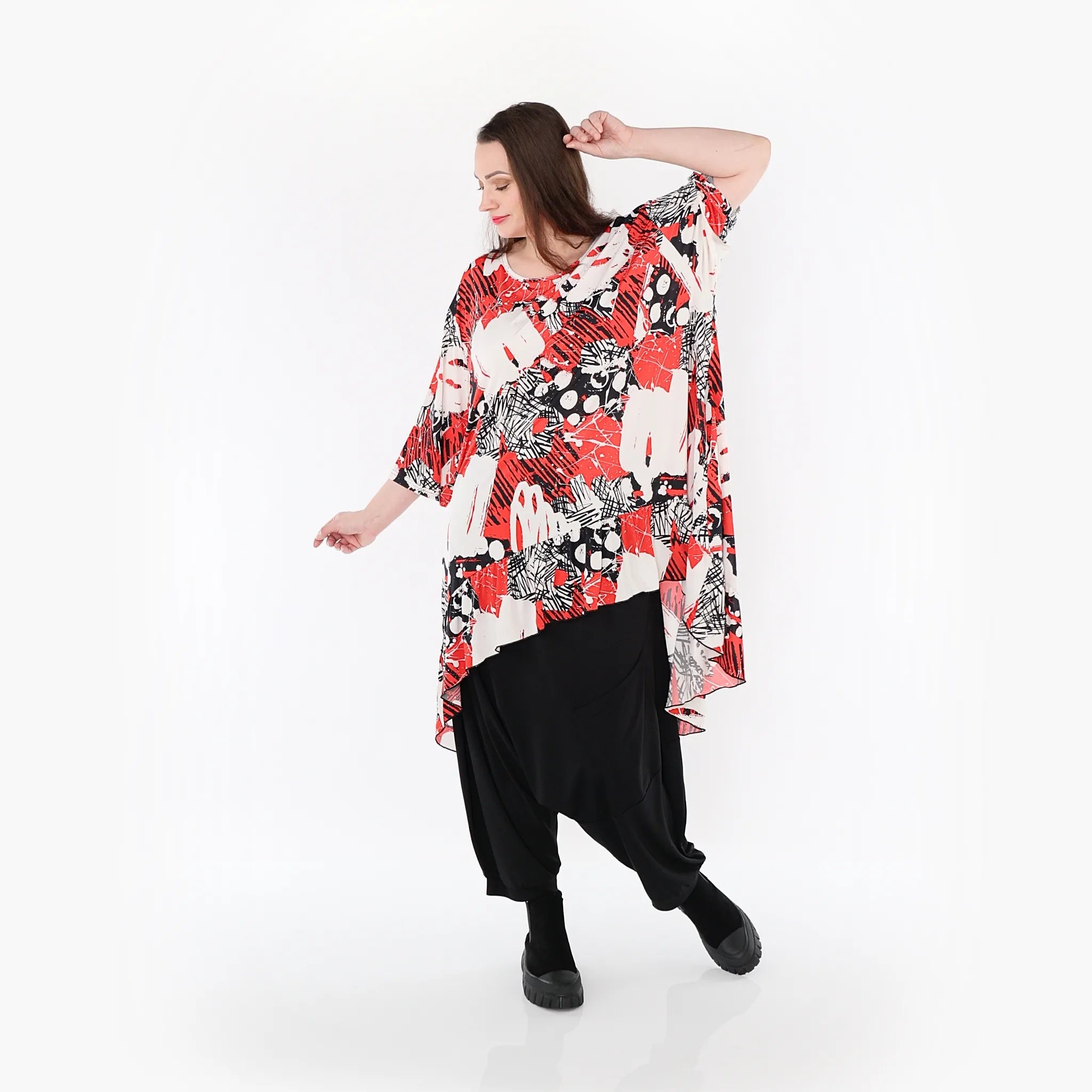  AKH Fashion Bigshirt in Vokuhila-Form, aus Materialmix, 1451.06837, Rot/Weiß/Schwarz, Punkte