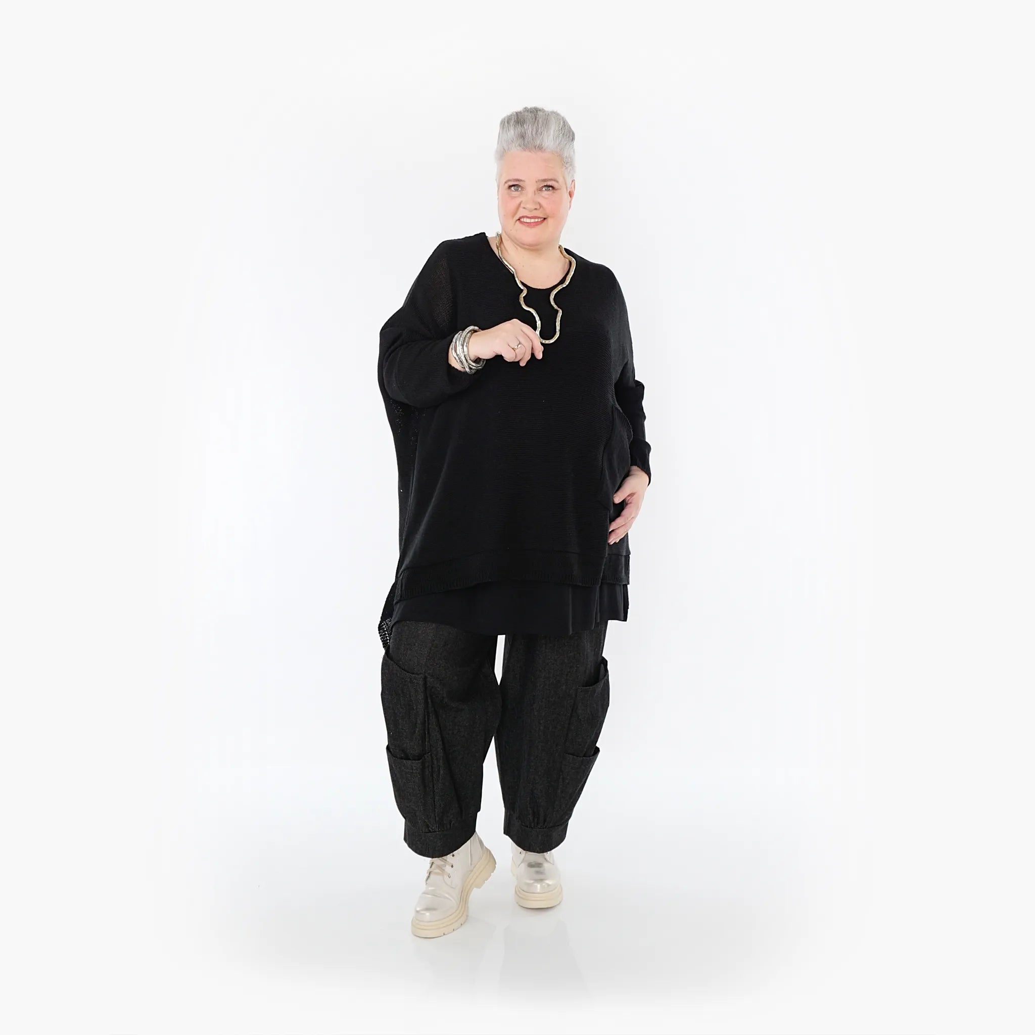  AKH Fashion Bigshirt in Glocken-Form, aus Baumwolle, 1110.02307, Schwarz, Ausgefallen, Schick
