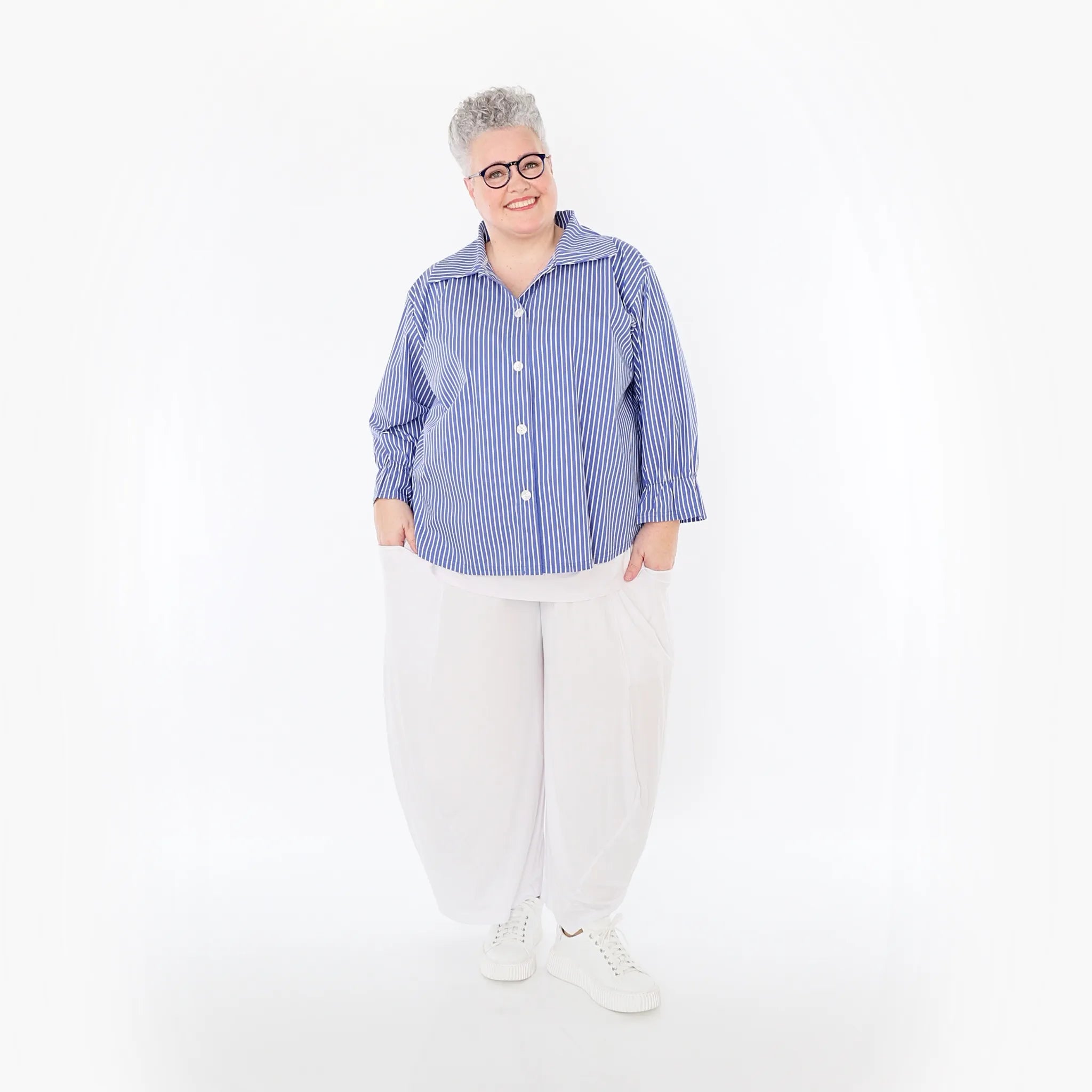  AKH Fashion Bluse in gerundeter Form, aus Baumwolle, 1472.07062, Blau/Weiß, Streifen