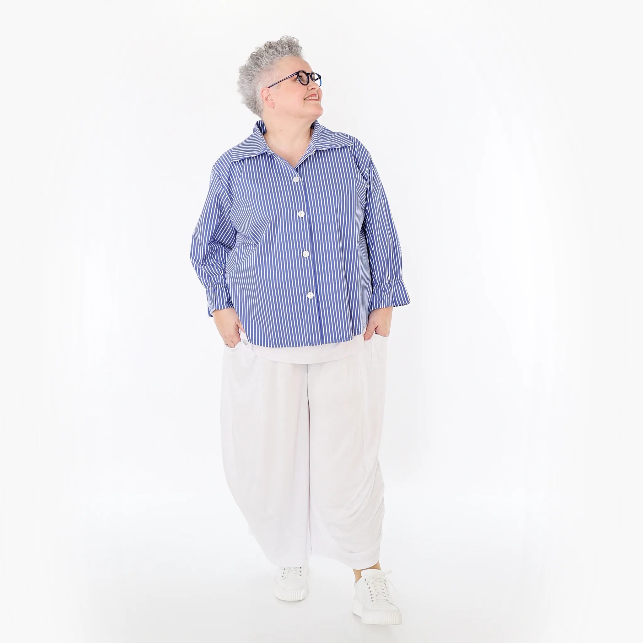  AKH Fashion Bluse in gerundeter Form, aus Baumwolle, 1472.07062, Blau/Weiß, Streifen