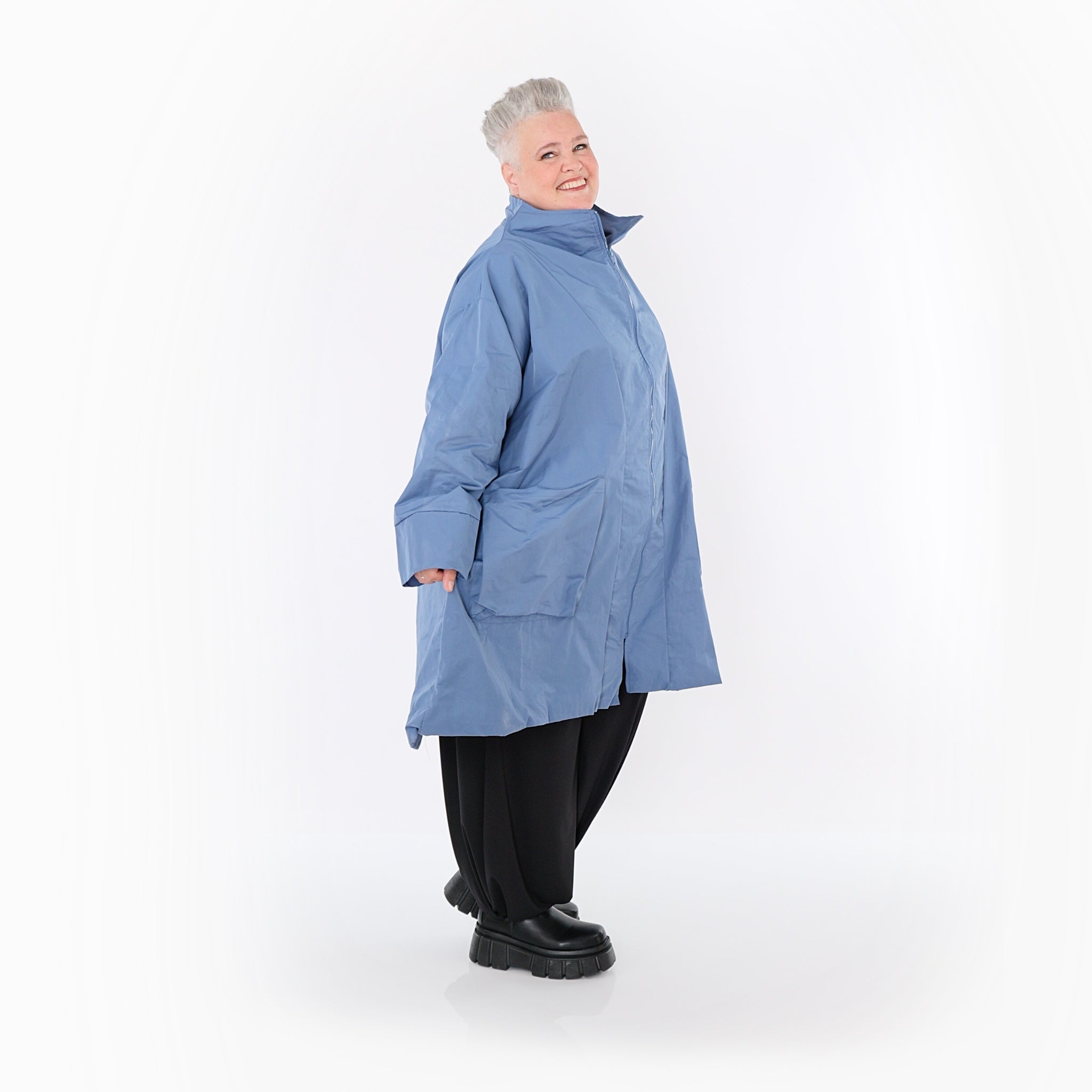  AKH Fashion Mantel in Vokuhila-Form, aus Baumwolle, 1493.02276, Azurblau, Ausgefallen
