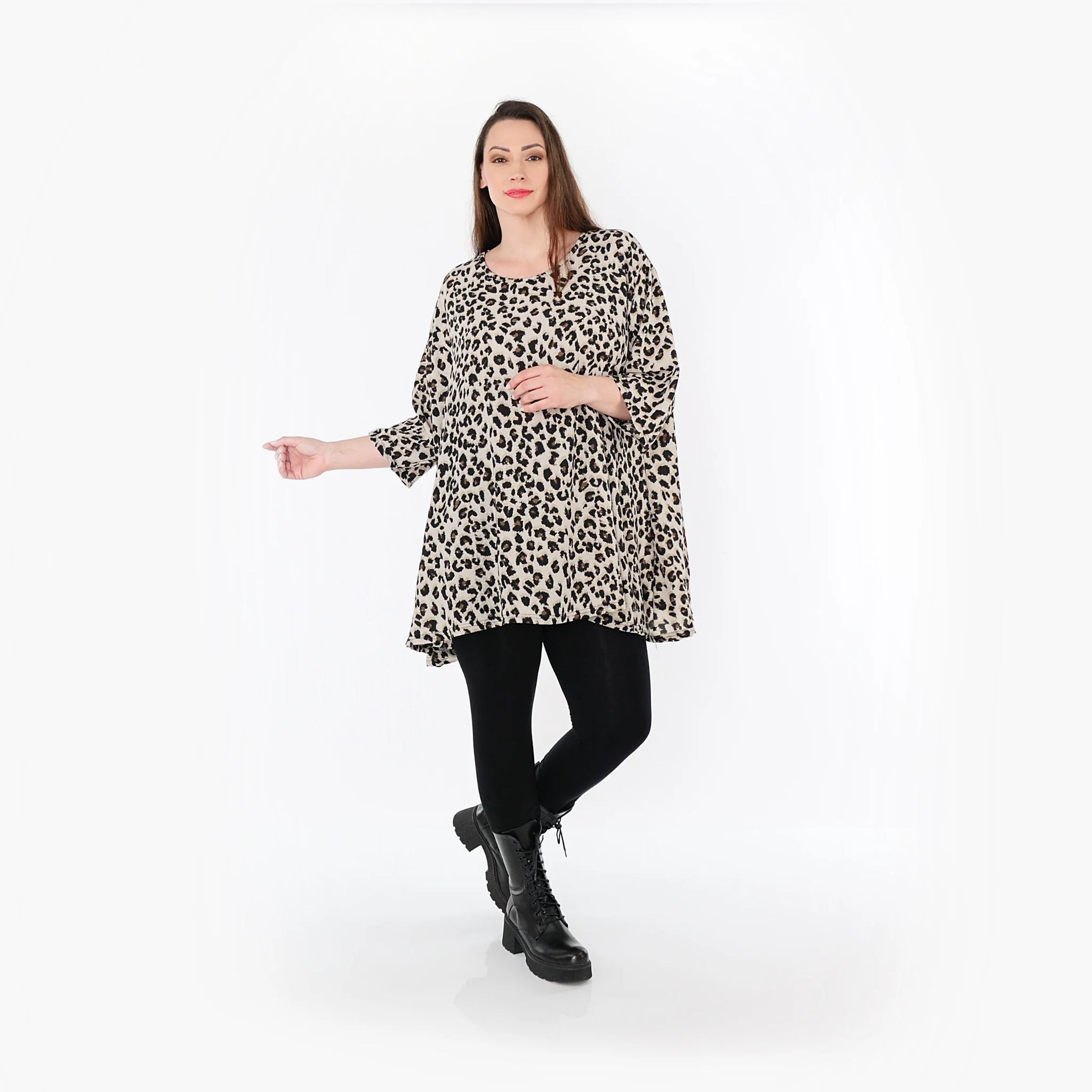  A-Form Bigshirt von AKH Fashion aus Materialmix, 1496.00593, Beige/Schwarz/Cognac, Leopard