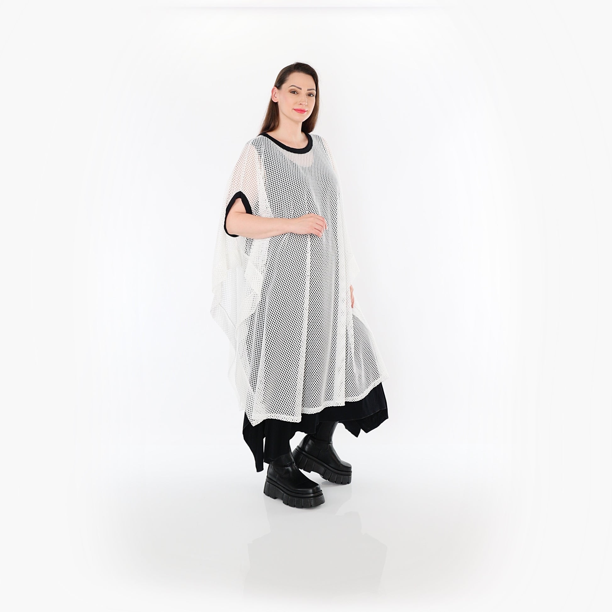  AKH Fashion Überwurf in gerader Form, aus Baumwolle, 1500.07100, Weiß/Schwarz, Schick