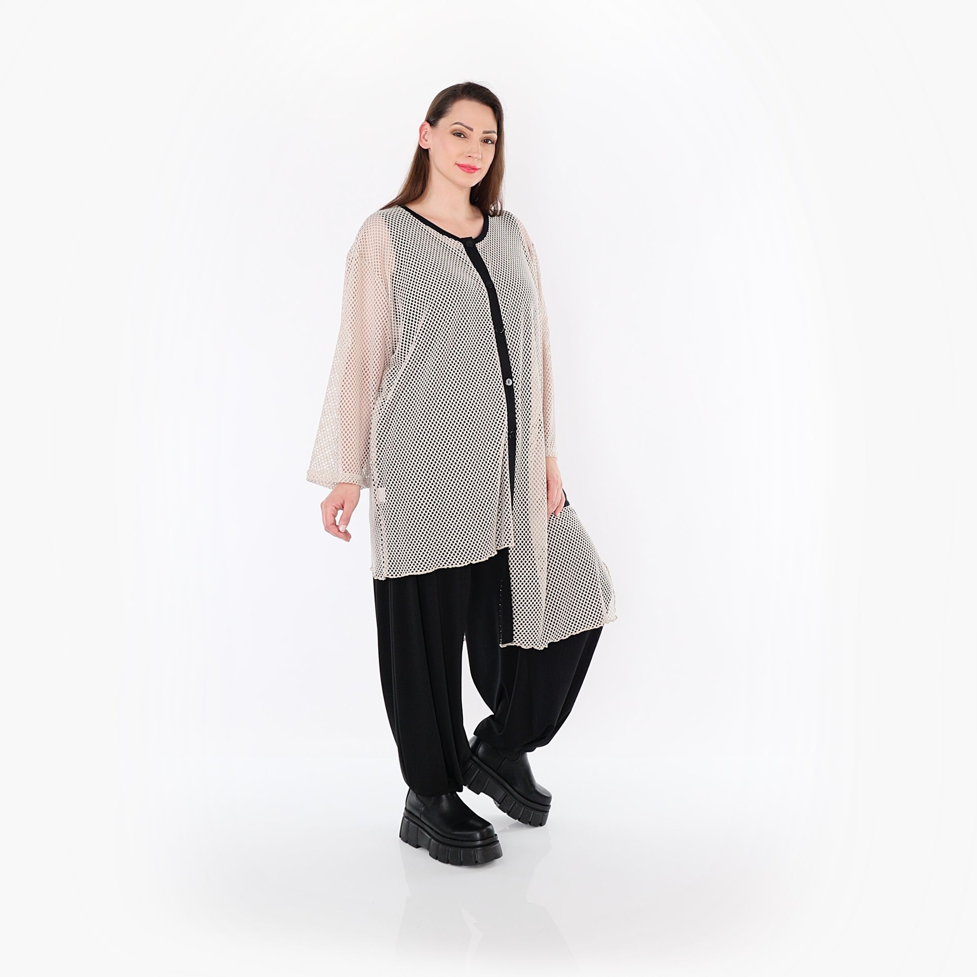  AKH Fashion Bluse in asymmetrischer Form, aus Baumwolle, 1500.07101, Beige/Schwarz, Schick