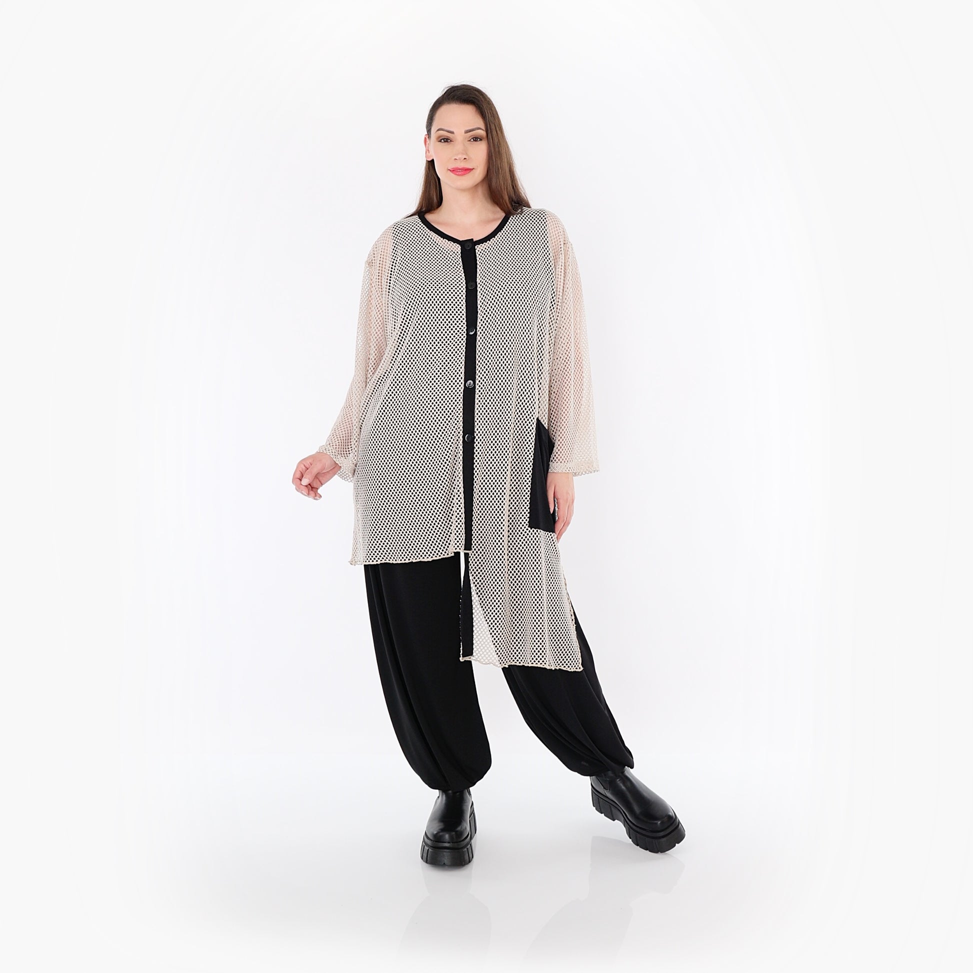  AKH Fashion Bluse in asymmetrischer Form, aus Baumwolle, 1500.07101, Beige/Schwarz, Schick