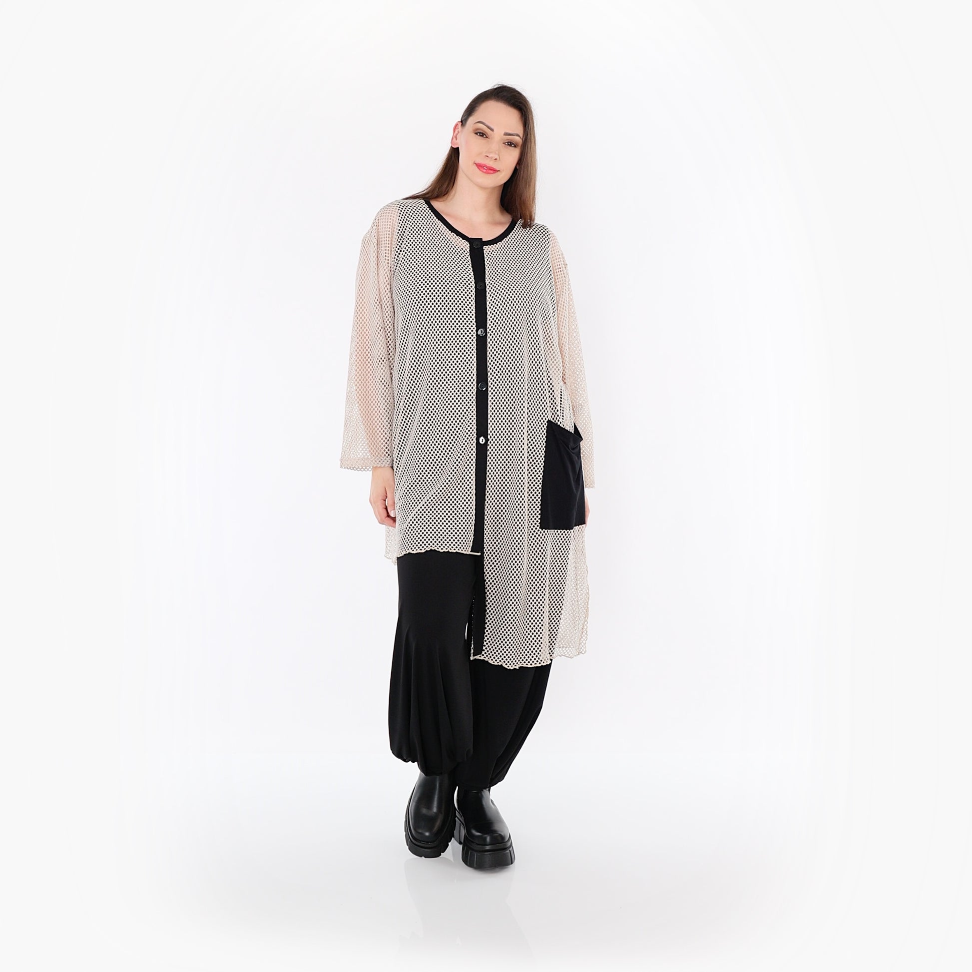  AKH Fashion Bluse in asymmetrischer Form, aus Baumwolle, 1500.07101, Beige/Schwarz, Schick