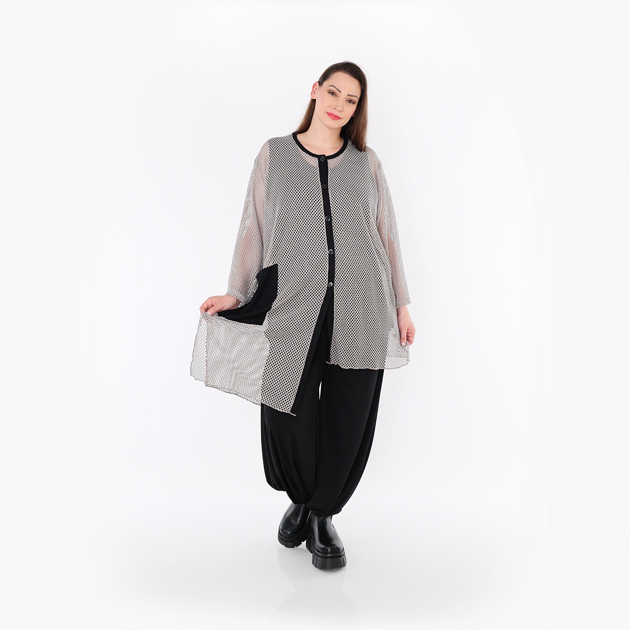  AKH Fashion Bluse in asymmetrischer Form, aus Baumwolle, 1500.07101, Grau/Schwarz, Schick