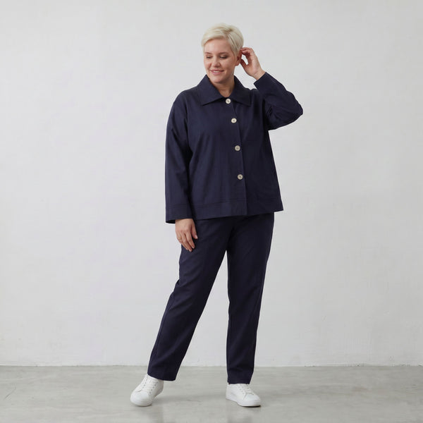 Zeitloser Marine Blazer im entspannten Oversize Lagenlook mit Hemdkragen elastisch weich
