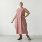 Stilvolles Lagenlook Ballonkleid aus leichter Baumwolle mit ausgefallenem Punktemuster, Mint/Pink