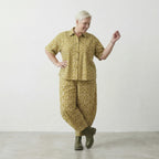 Leichtes Lagenlook Statement in luftigem Oversize Stil mit zeitlosen Punkten aus Baumwolle, Beige/Olive