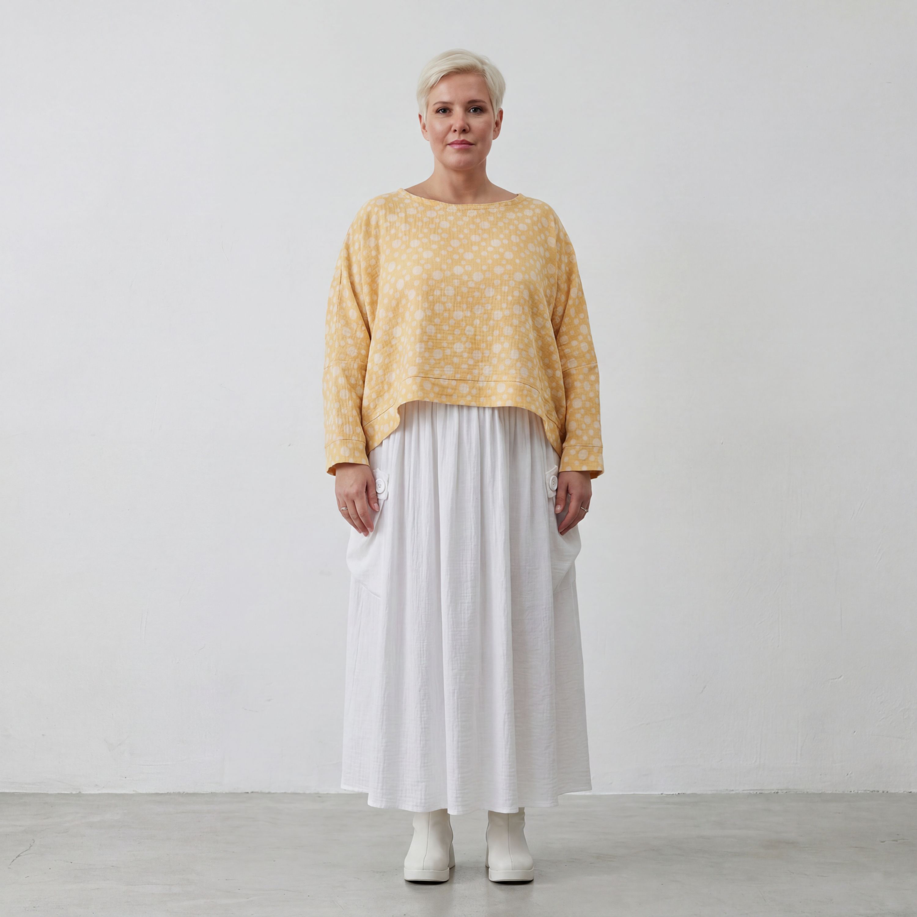 Leichter Baumwollüberwurf Gelb Ecru im Oversize Lagenlook leger zeitlos luftig weich zart