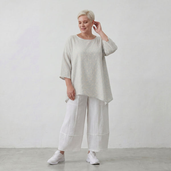Leichtes Baumwollshirt Hellblau Ecru im Lagenlook Oversize sehr leger mit zipfeligem Saum
