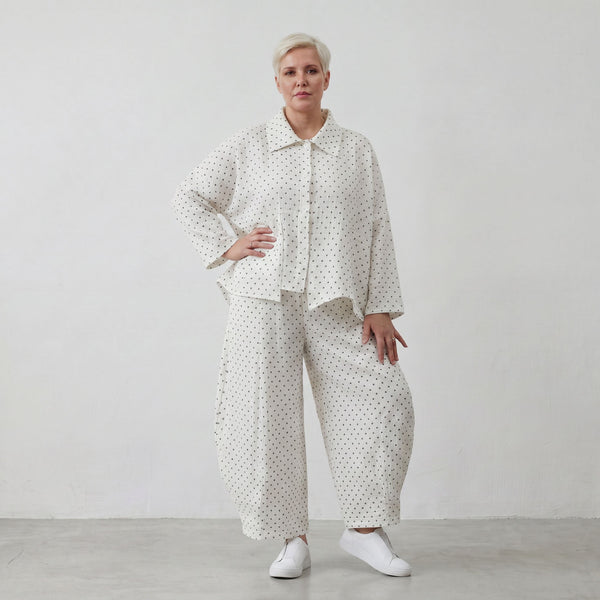 Ausgefallene Oversize Ballonhose im Weiß Schwarz Karomuster leger zeitlos modern chic