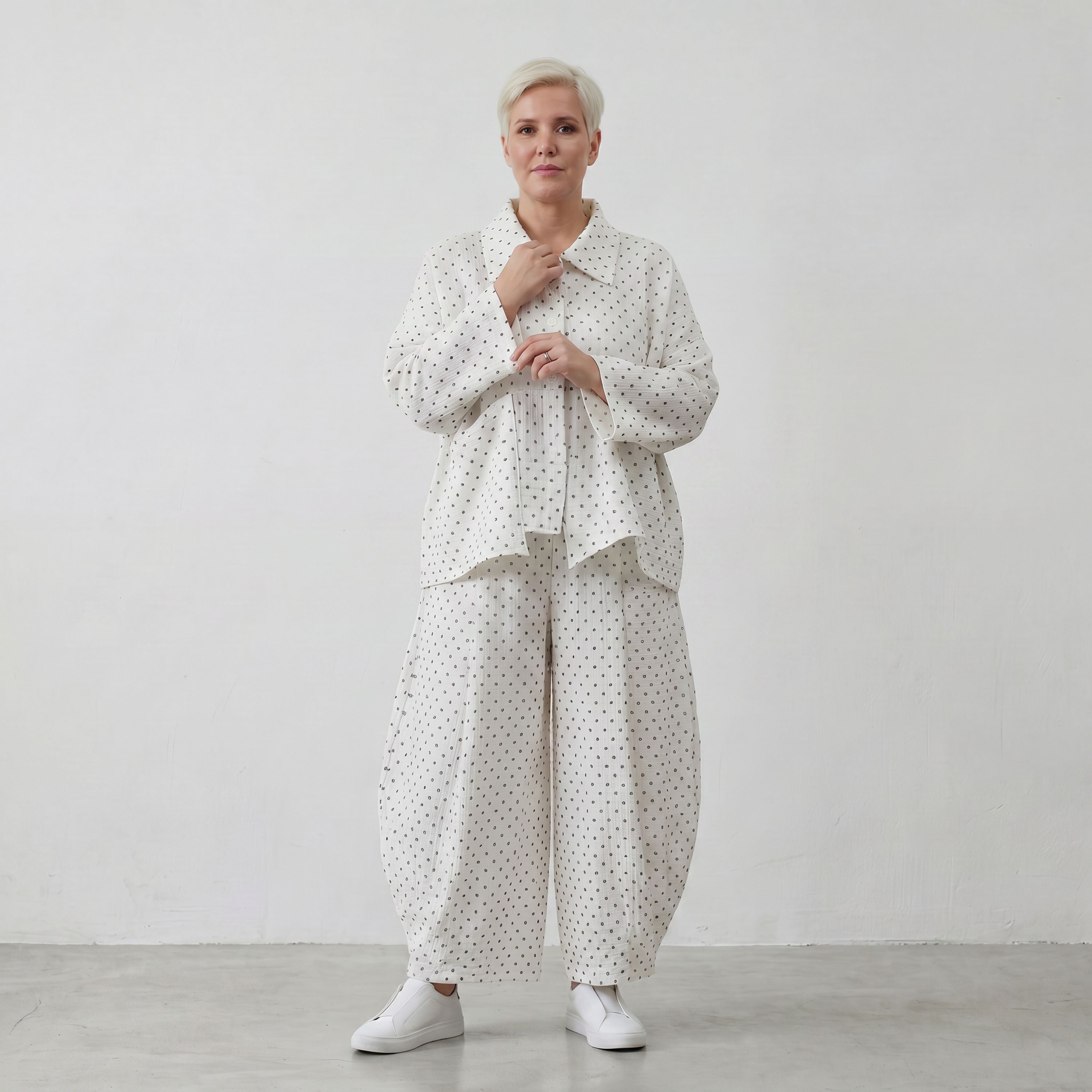 Ausgefallene Oversize Ballonhose im Weiß Schwarz Karomuster leger zeitlos modern chic