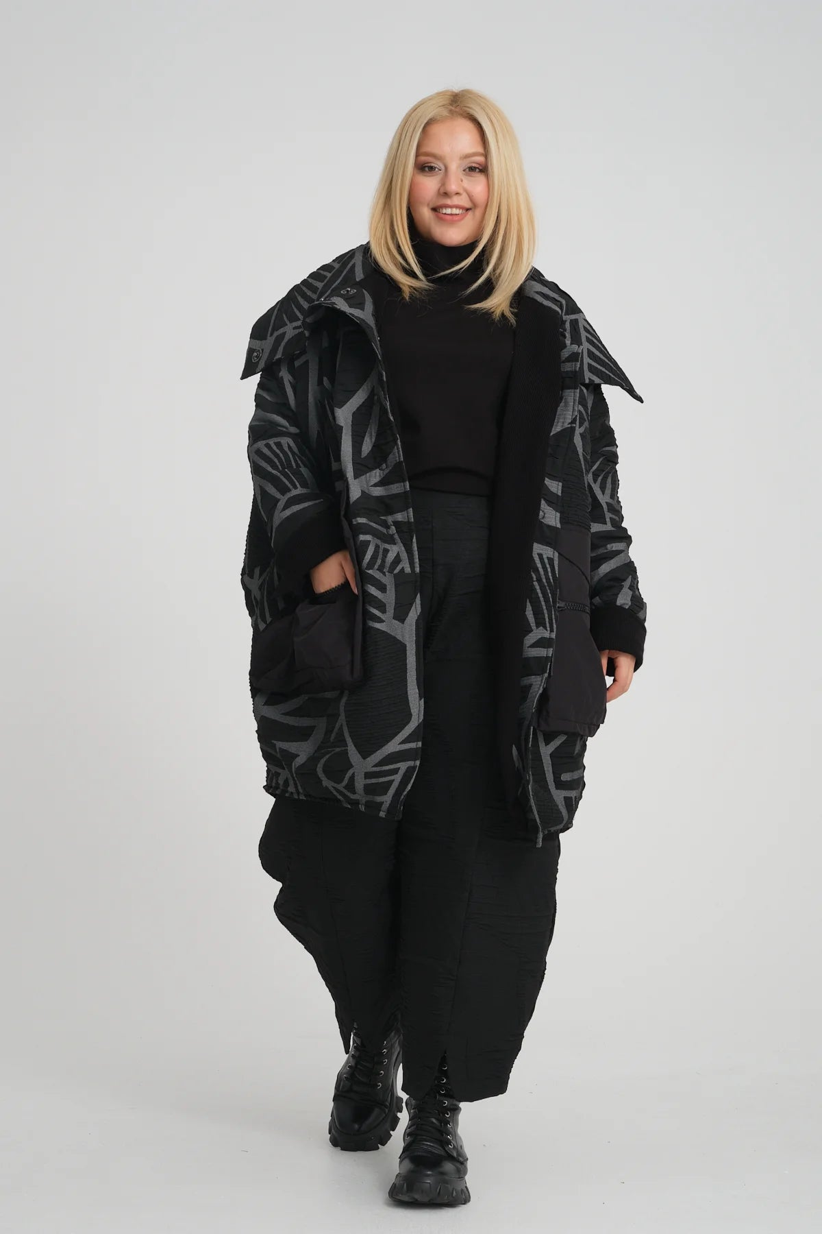  Ballonmantel von Zedd Plus aus Polyamid, 24617, Grau, Schick, Modern, Bequem