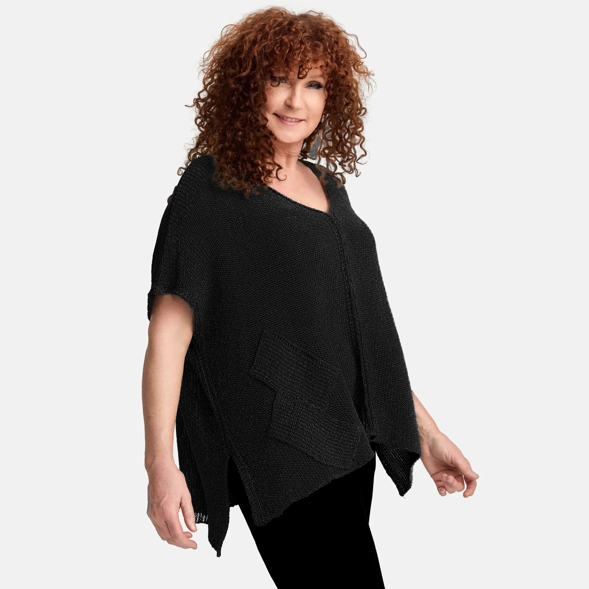  Amandine Pullover in kastiger Form, aus Baumwolle, A2801, Schwarz, Schick, Modern, Bequem