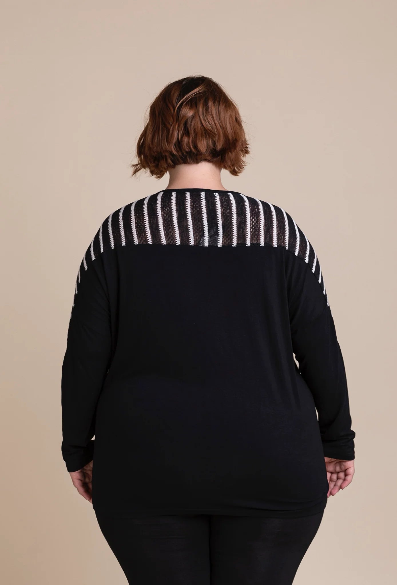  Bigshirt von Pomme Rouge aus Rayon in gerader Form, A552, Schwarz-Weiß, Muster, Ausgefallen