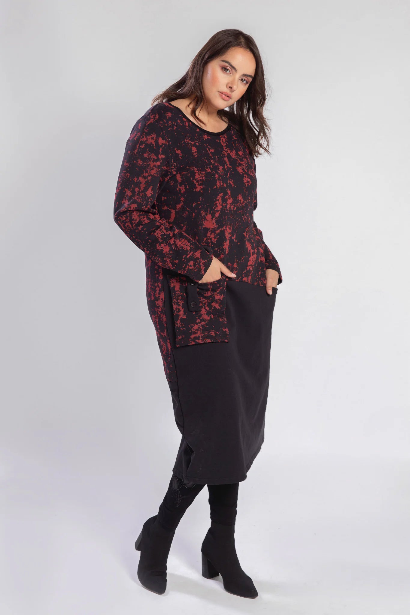  Pomme Rouge Kleid in gerader Form, aus Baumwolle, A829, Schwarz-Rot, Grafik, Schick