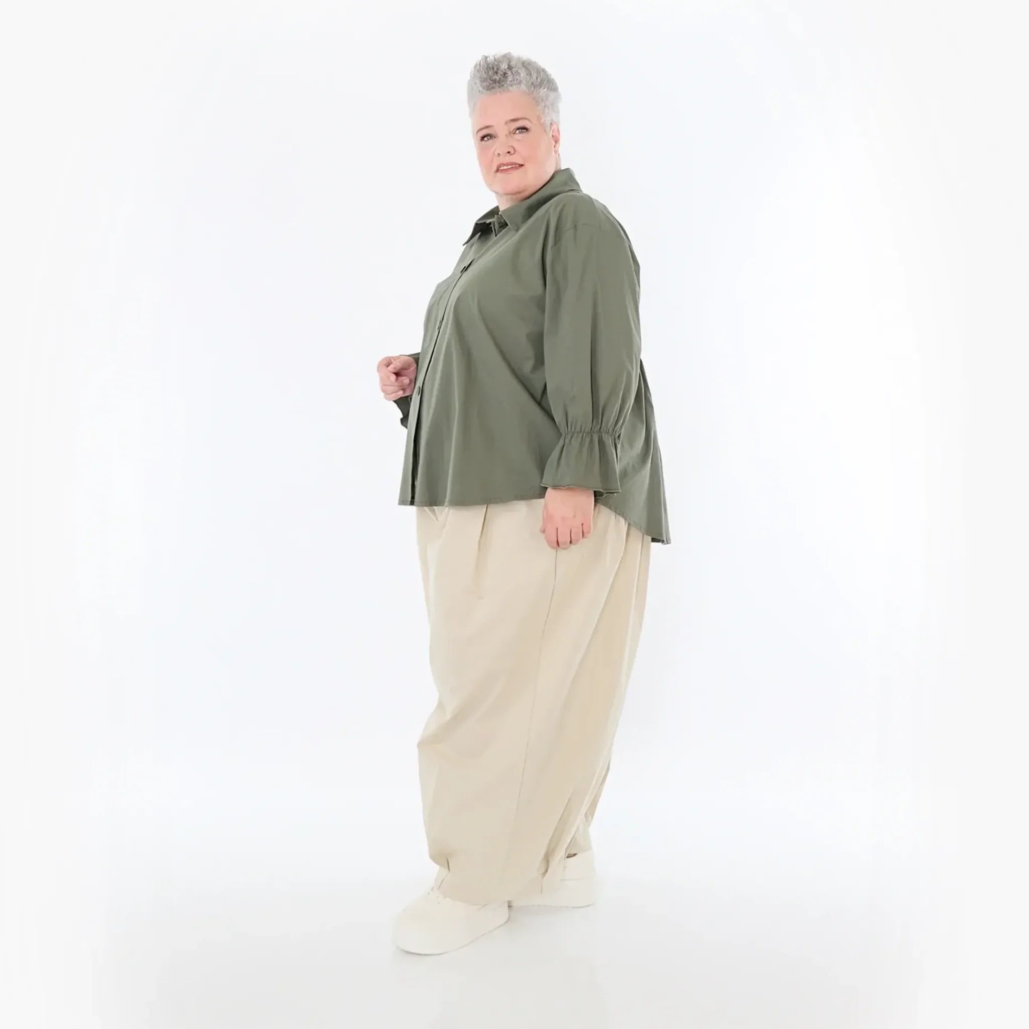 AKH Fashion Bluse in gerundeter Form, aus Baumwolle, 1482.07062, Khaki, Ausgefallen