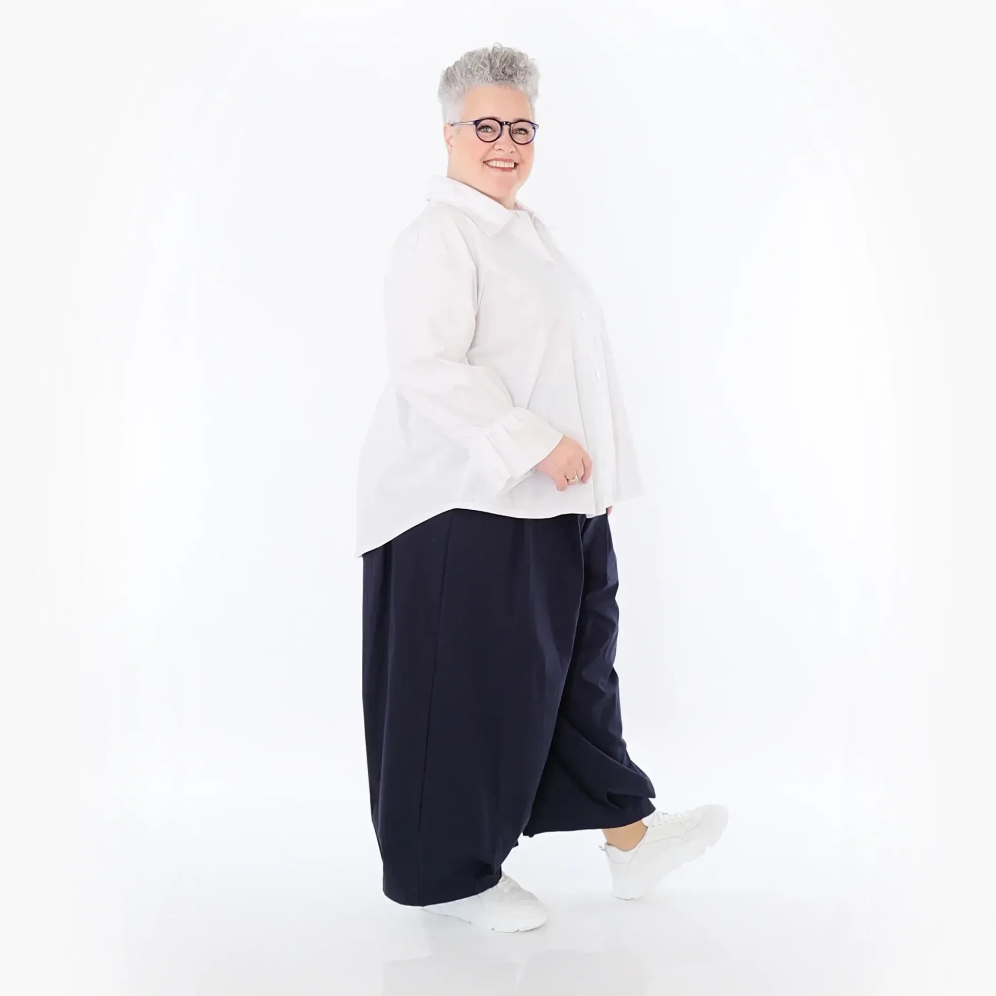 AKH Fashion Bluse in gerundeter Form, aus Baumwolle, 1482.07062, Weiß, Ausgefallen, Schick