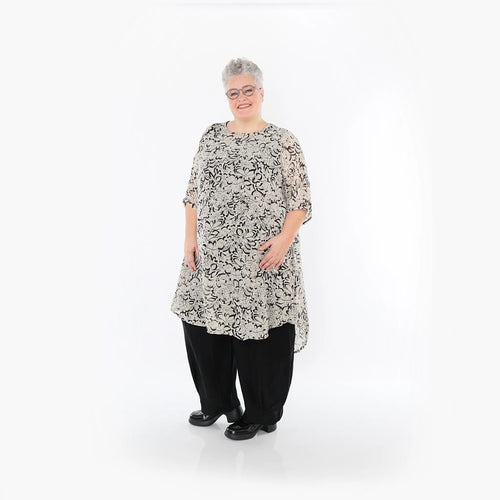  AKH Fashion Bigshirt in gerundeter Form, aus Viskose, 1494.02499, Ecru/Schwarz, Blumen