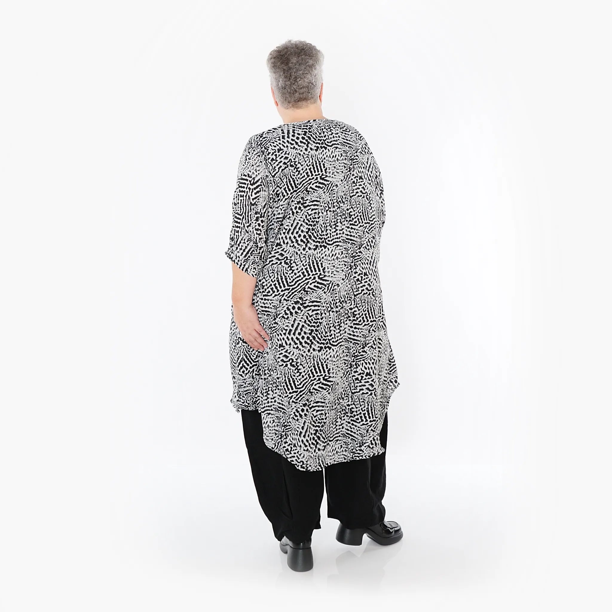  AKH Fashion Bigshirt in gerundeter Form, aus Viskose, 1495.02499, Schwarz/Weiß, Animal