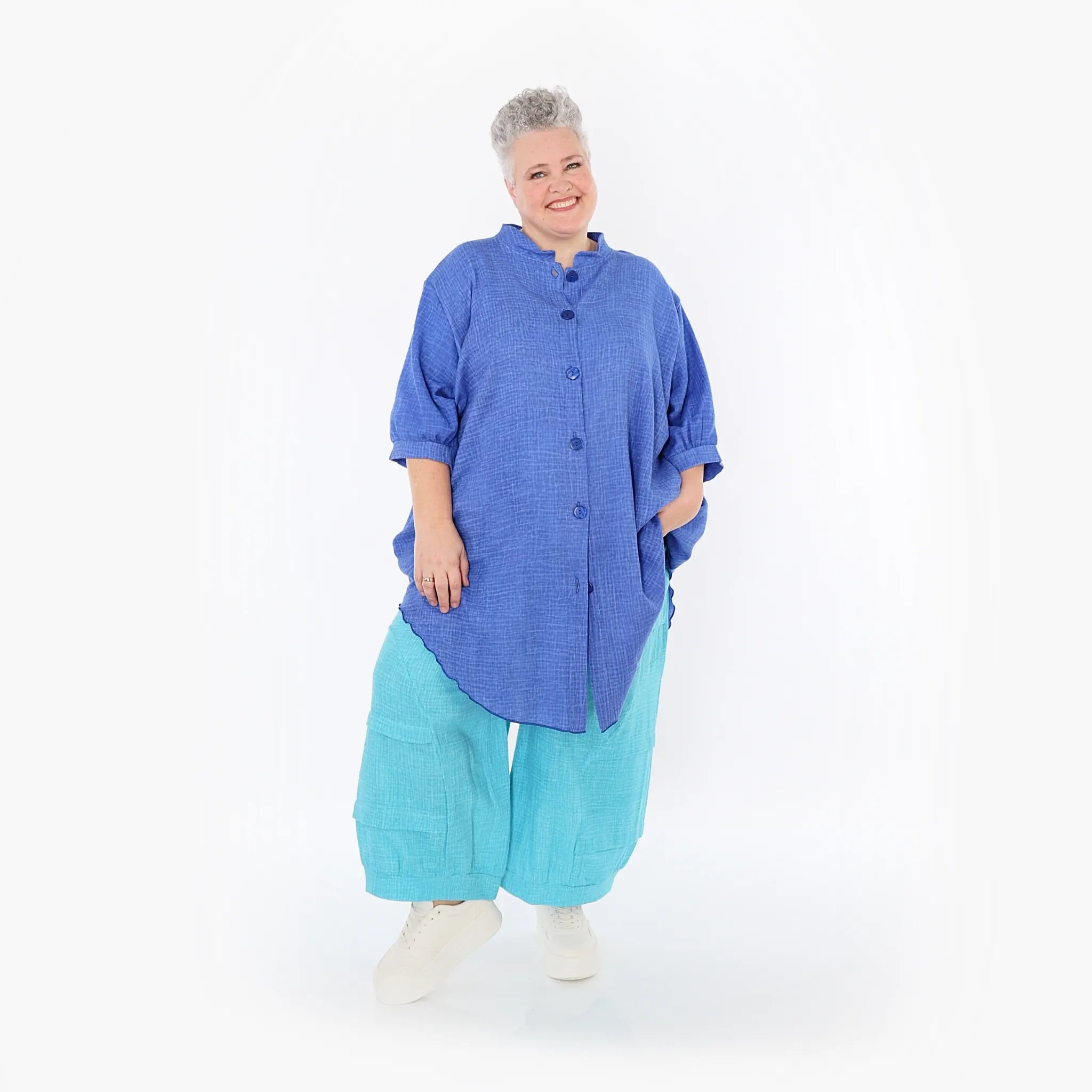  AKH Fashion Bluse in gerundeter Form, aus Baumwolle, 1501.07106, Blau, Ausgefallen, Schick
