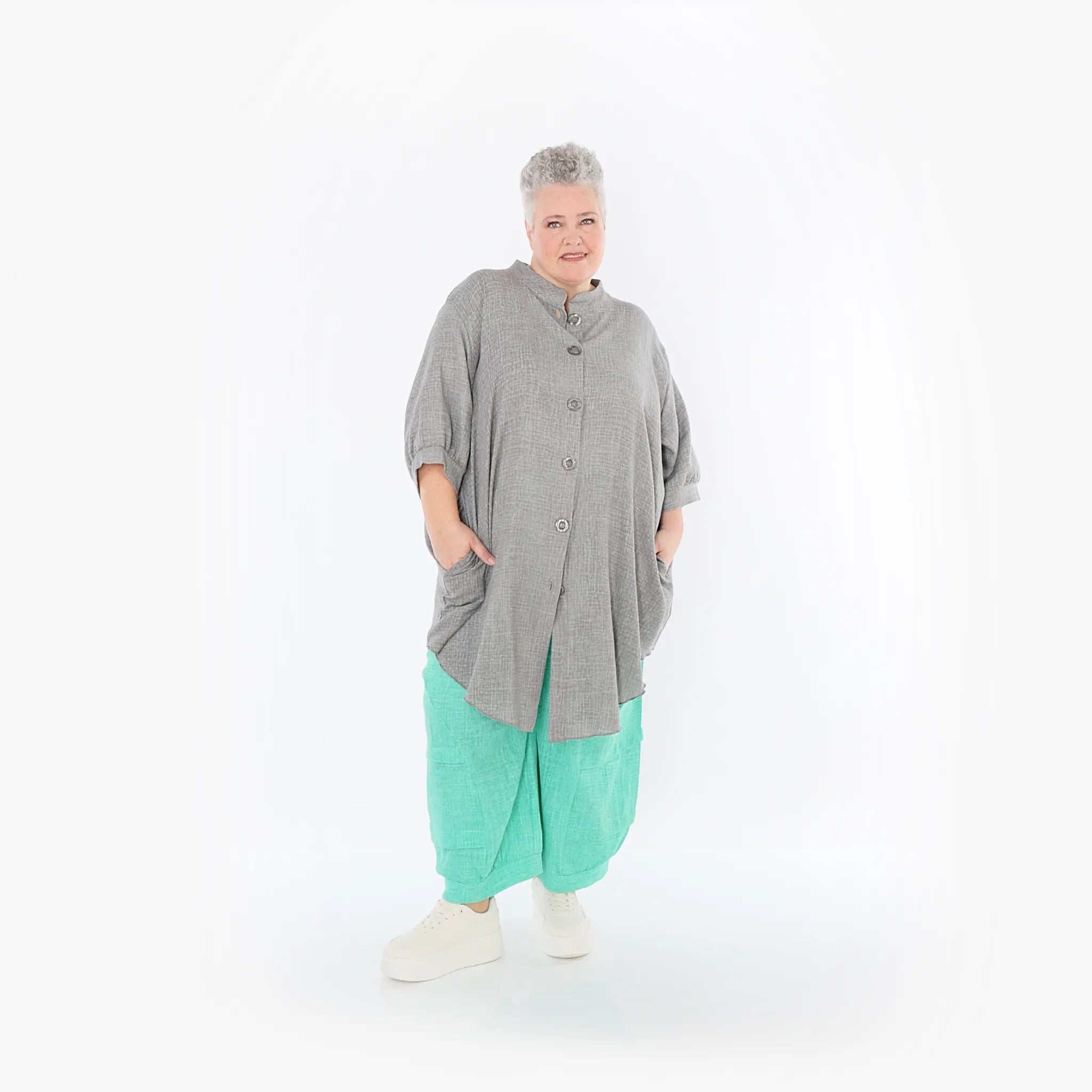  AKH Fashion Bluse in gerundeter Form, aus Baumwolle, 1501.07106, Grau, Ausgefallen, Schick