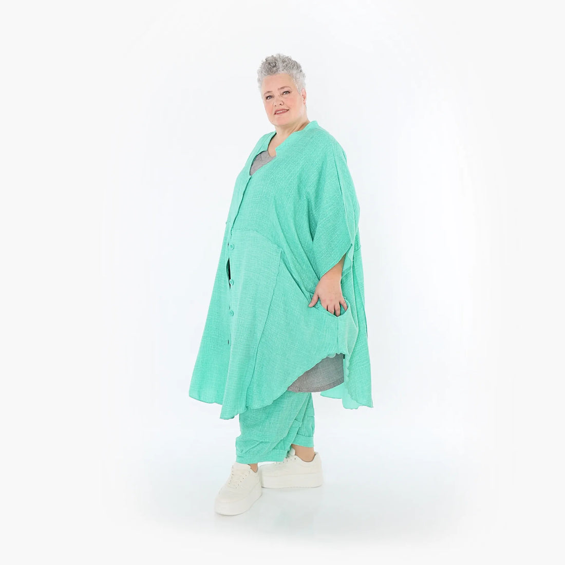  AKH Fashion Jacke in gerundeter Form, aus Baumwolle, 1501.07107, Grün, Ausgefallen, Schick