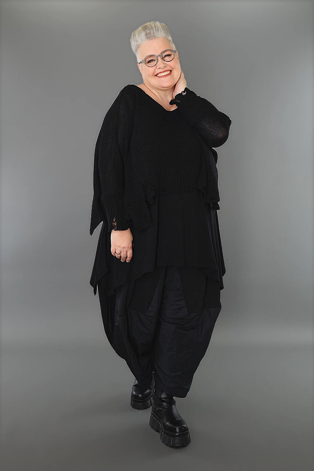  AKH Premium Überwurf in kastiger Form, aus Baumwolle, P1002.2520, Schwarz, Ausgefallen