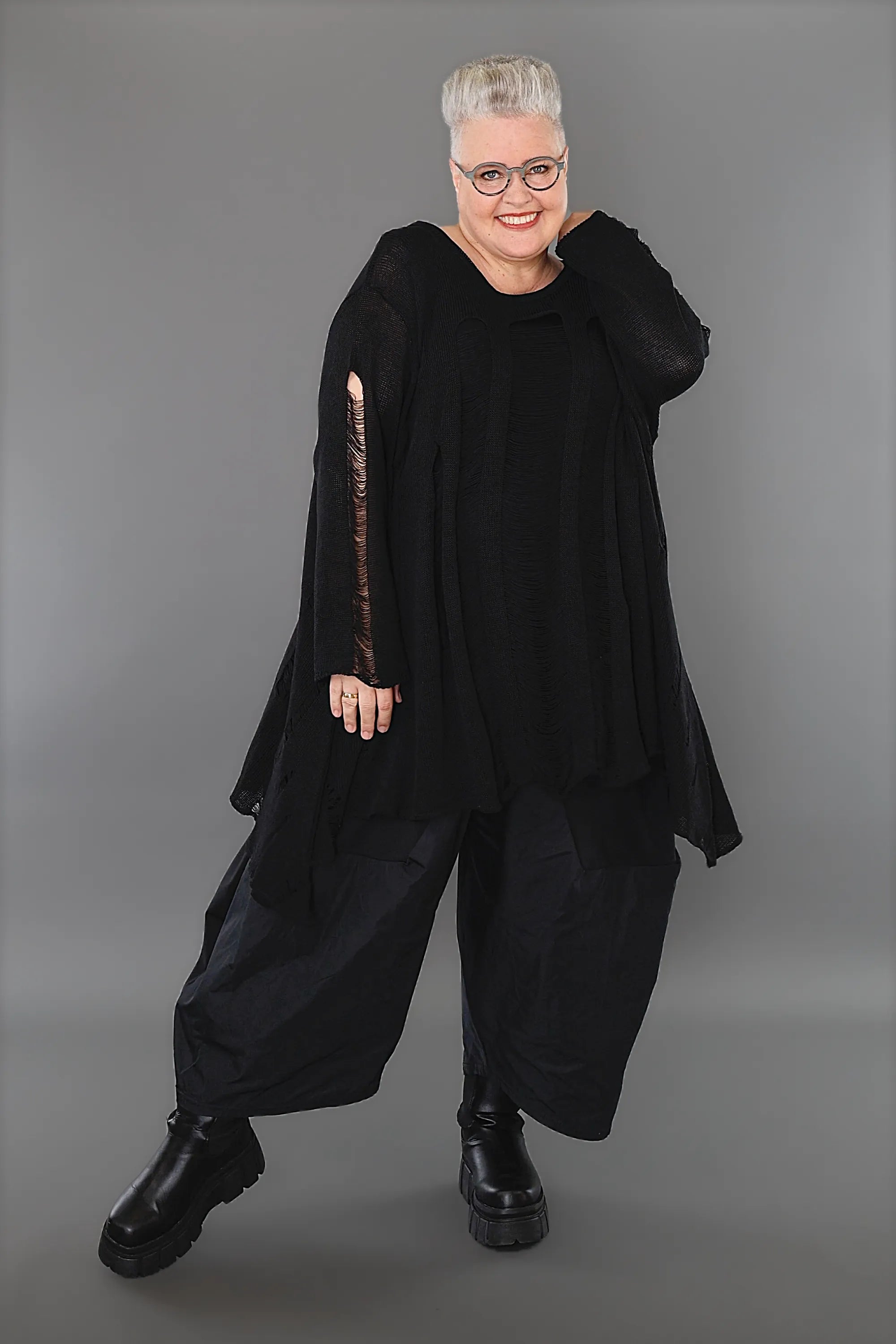  A-Form Bigshirt von AKH Premium aus Baumwolle, P1002.2530, Schwarz, Ausgefallen, Zeitlos