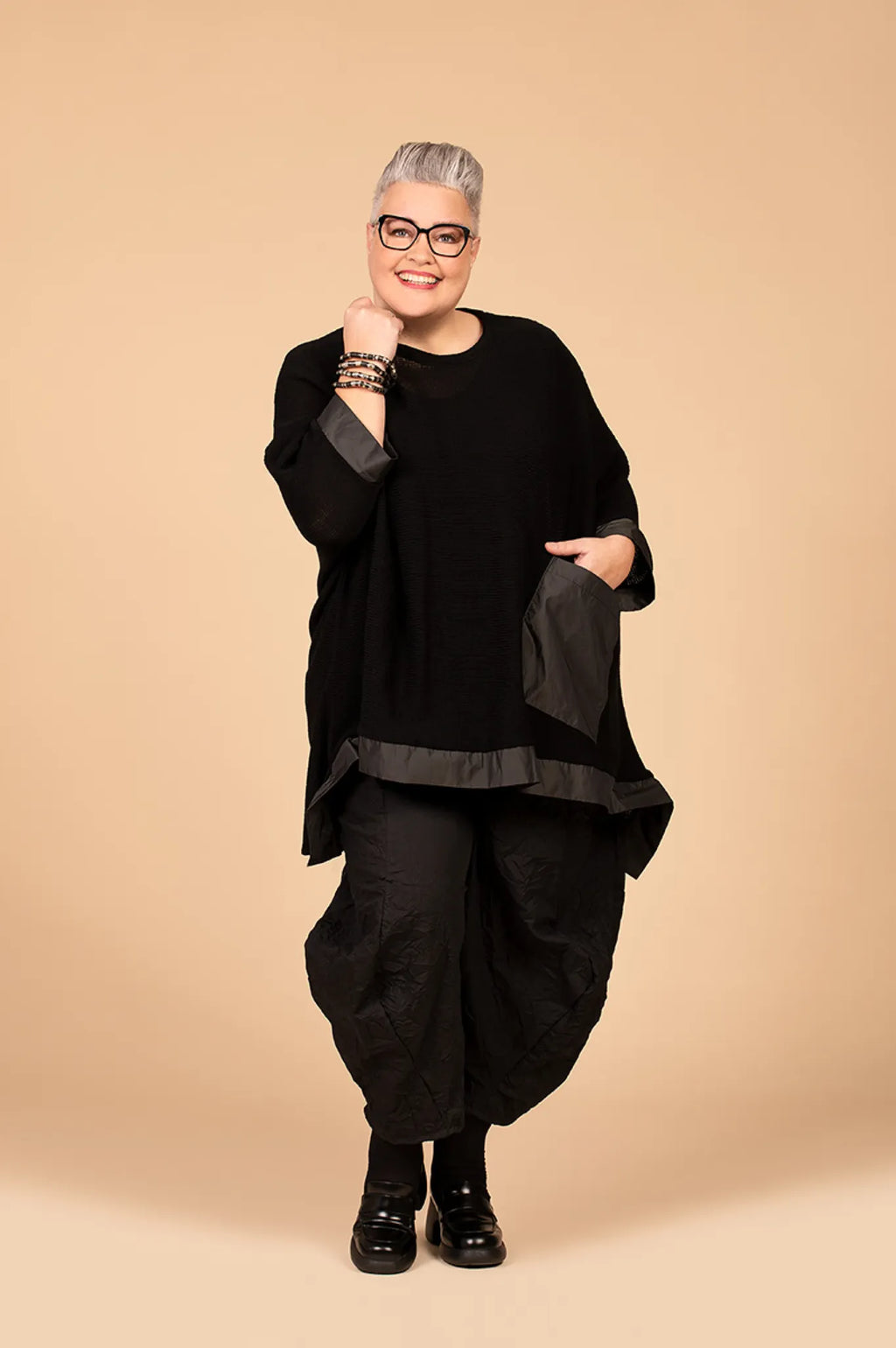  A-Form Bigshirt von AKH Premium aus Baumwolle, 1446.02307, Schwarz, Schick, Modern, Bequem