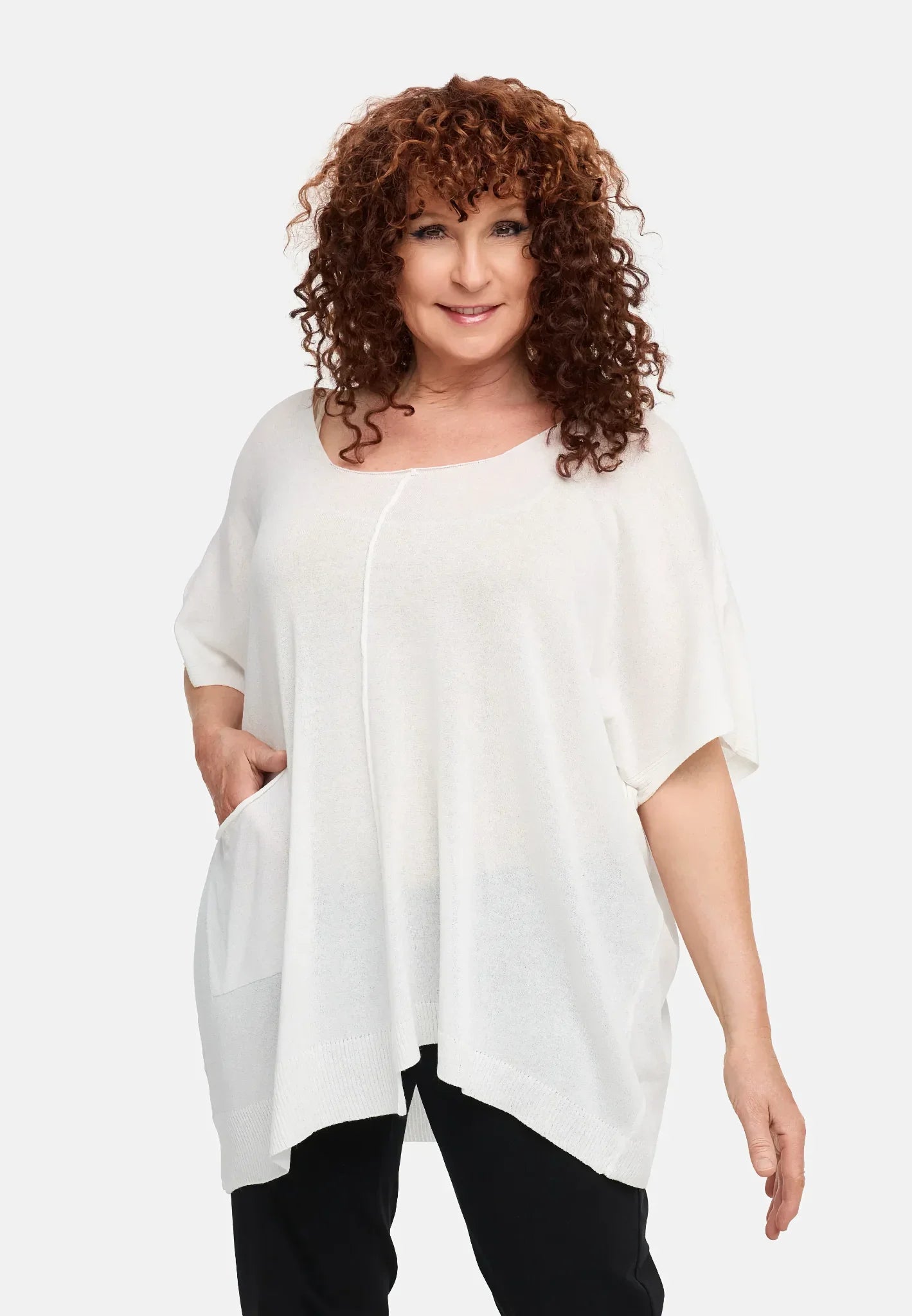  Amandine Pulli in kastiger Form, aus Viskose, A2802, Weiß, Schick, Modern, Bequem, Schick
