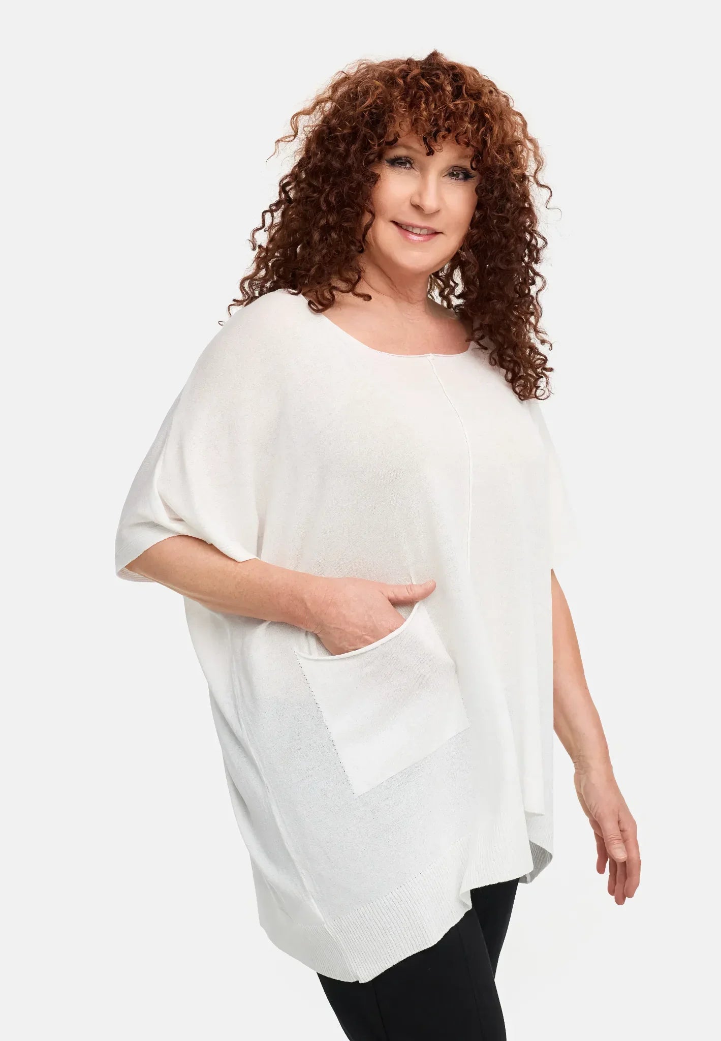  Amandine Pulli in kastiger Form, aus Viskose, A2802, Weiß, Schick, Modern, Bequem, Schick