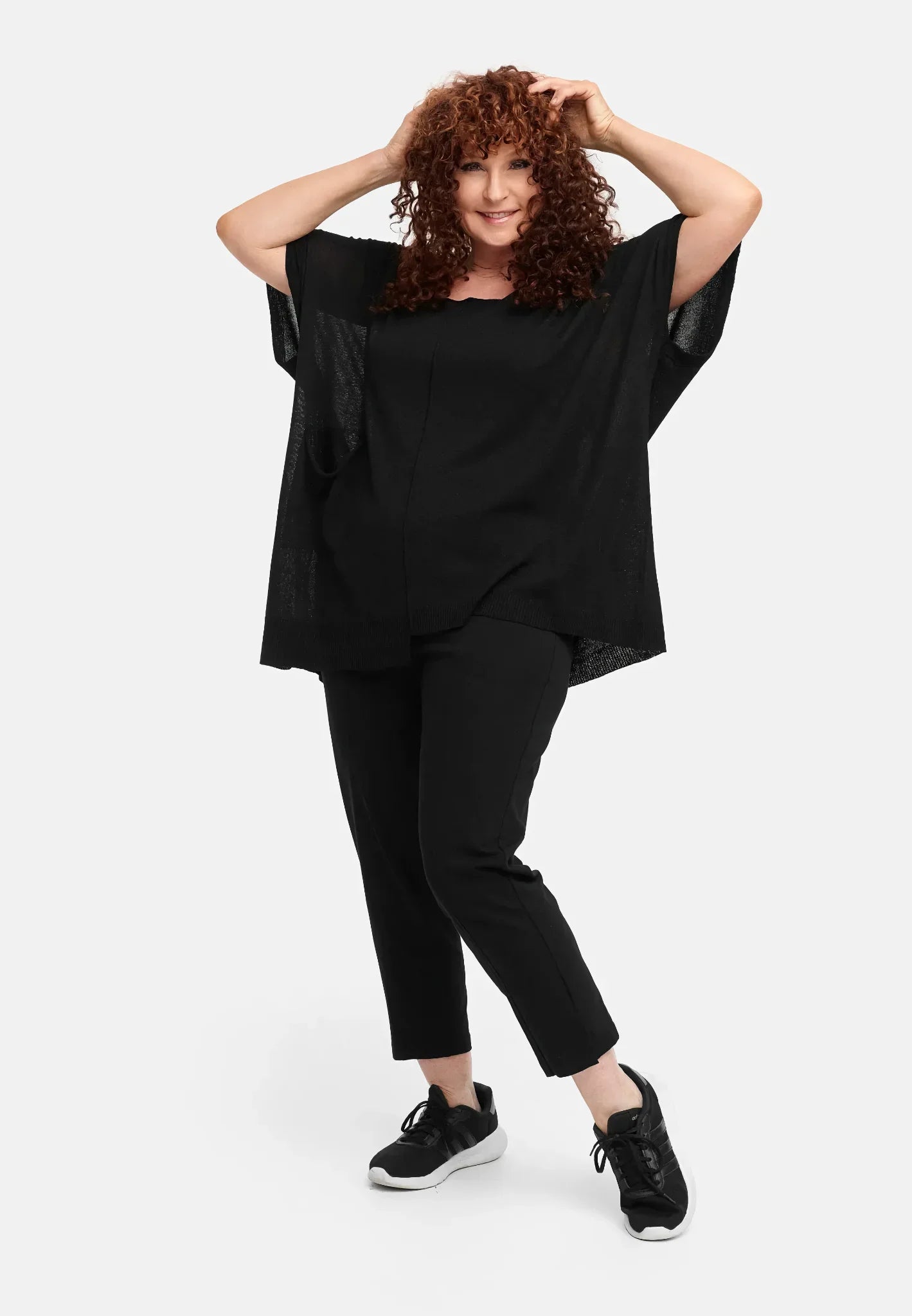  Amandine Pulli in kastiger Form, aus Viskose, A2802, Schwarz, Schick, Modern, Bequem