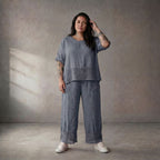 Zeitlose Leinenhose in Blau locker geschnitten mit ausgefallenem Detail und Komfortbund