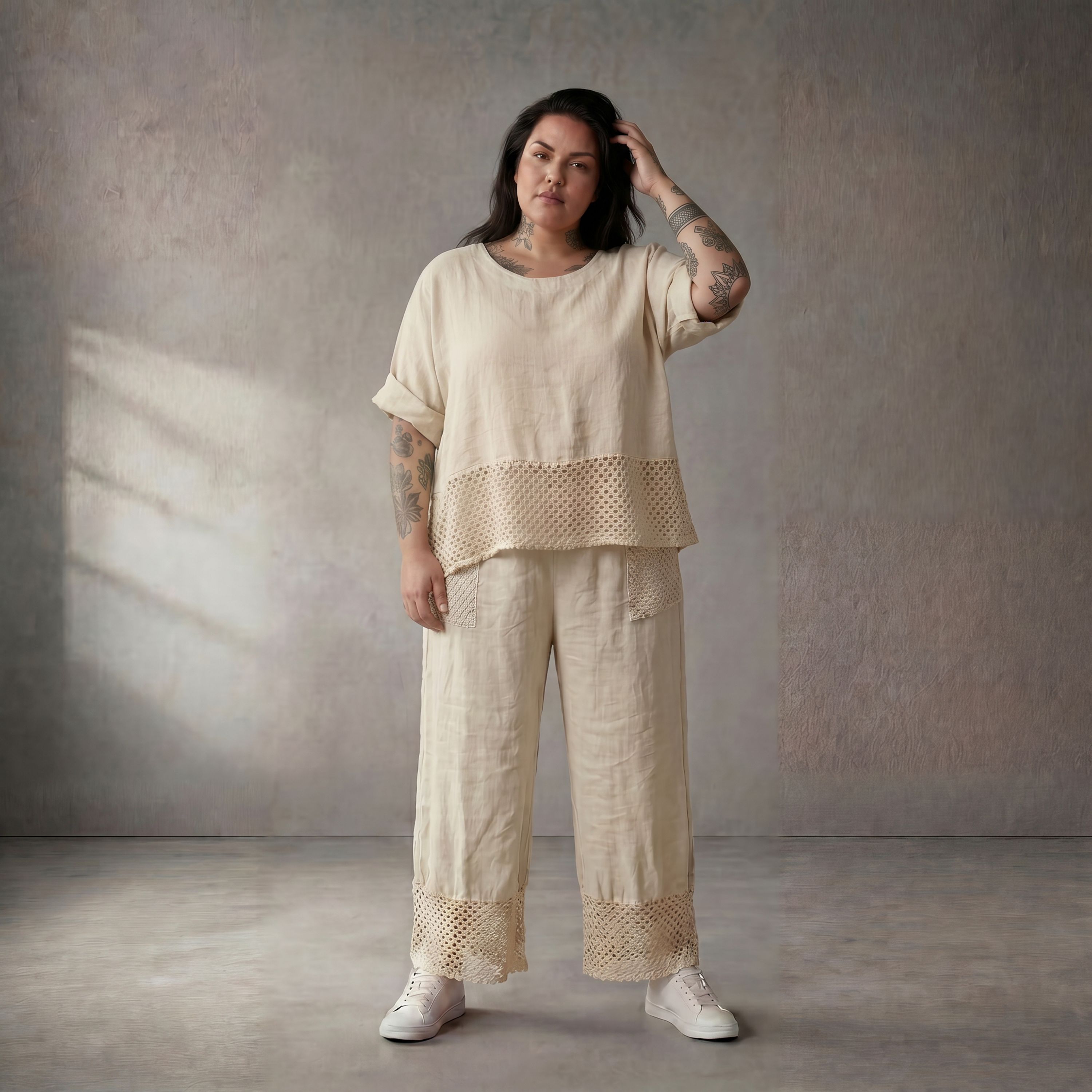 Zeitloses Creme Leinenhemd im Oversize Lagenlook leger ausgefallen mit weichen Taschen