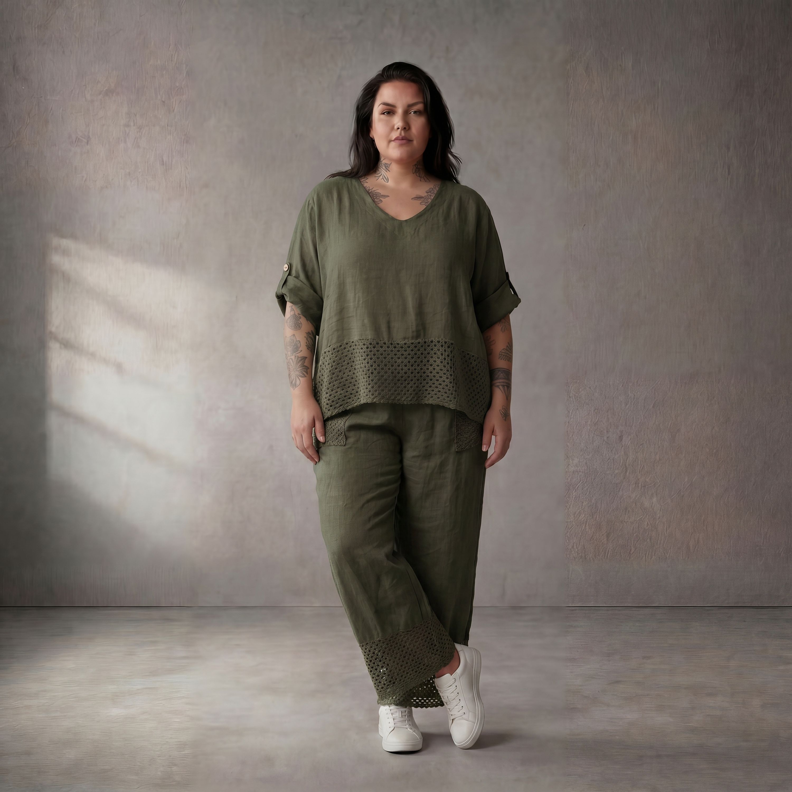 Khaki Leinen Shirt im Lagenlook Oversize mit Taschen entspannt zeitlos modern und luftig