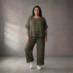 Khaki Leinen Shirt im Lagenlook Oversize mit Taschen entspannt zeitlos modern und luftig