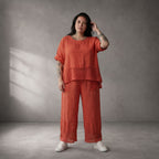 Leinen Oversize Shirt in Orange entspannt zeitlos mit Lagenlook und Taschen modern leicht