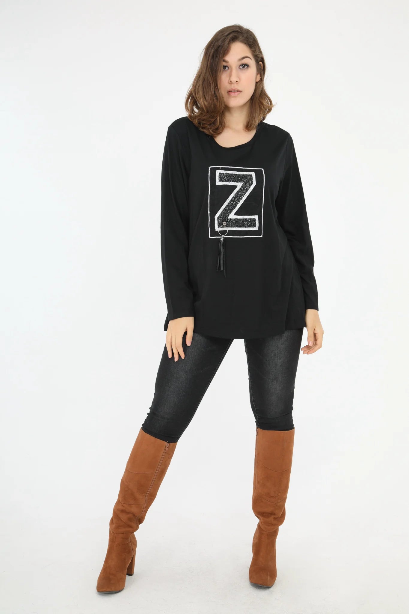  Pomme Rouge Shirt in gerader Form, aus Baumwolle, C6151, Schwarz-Weiß, Buchstaben, Schick