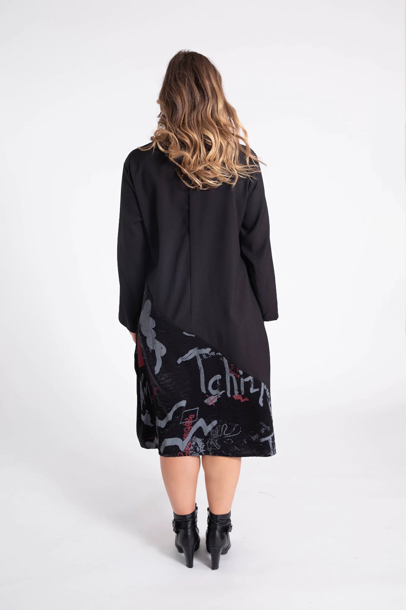  Pomme Rouge Kleid in gerader Form, aus Polyester, C6315, Schwarz-Grau-Rot, Schick, Modern